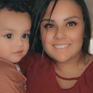 Meet your Posher, Thalia